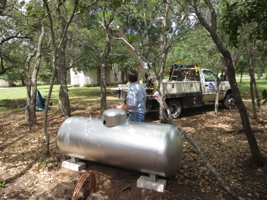 What are some tips for propane gas tank installation?