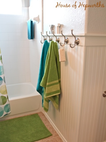 beadboard and hooks in the bathroom - House of Hepworths