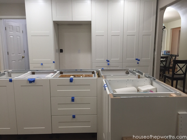 Installing Ikea Quartz Countertops, How To Fasten Countertop Cabinets