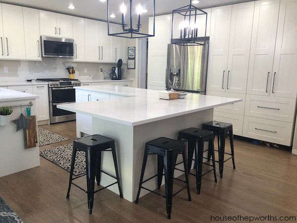 20+ amazing FARMHOUSE counter-height barstools - House of Hepworths