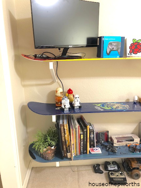 snowboard diy floating shelves