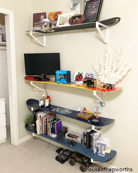 snowboard diy floating shelves